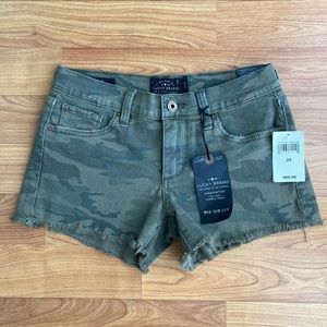The Cut Off Jean Short